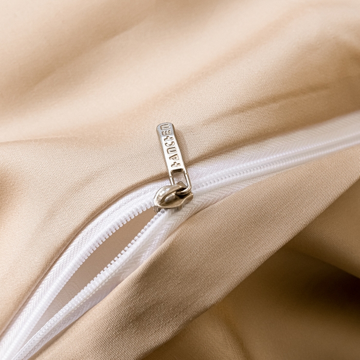 91家纺网 家纺一手货源 找家纺 涵宸家纺 2026新款纯色天丝棉单被套-场景二 象牙白+奶茶杏