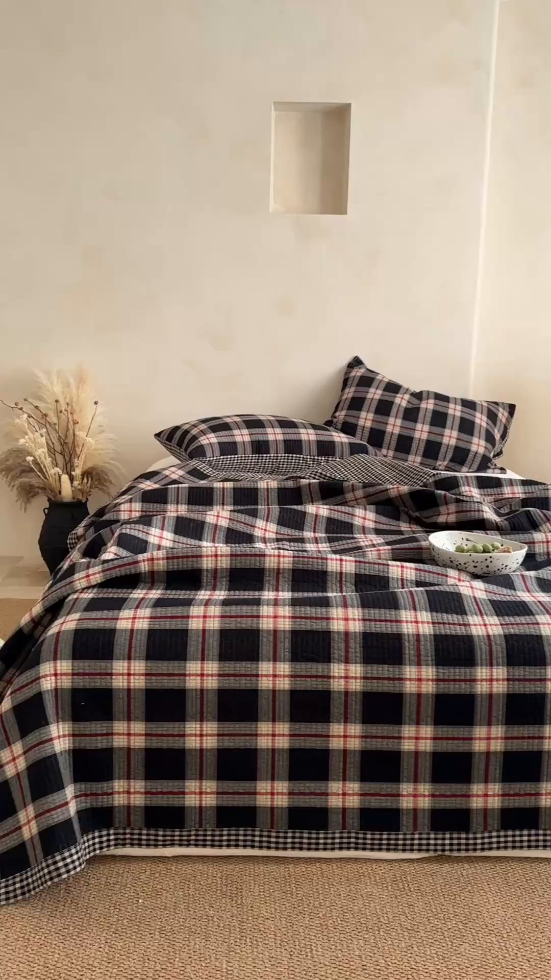 91家纺网 家纺一手货源 找家纺 法芙娜家纺 2026新款双面全棉色织水洗棉床盖 黑格