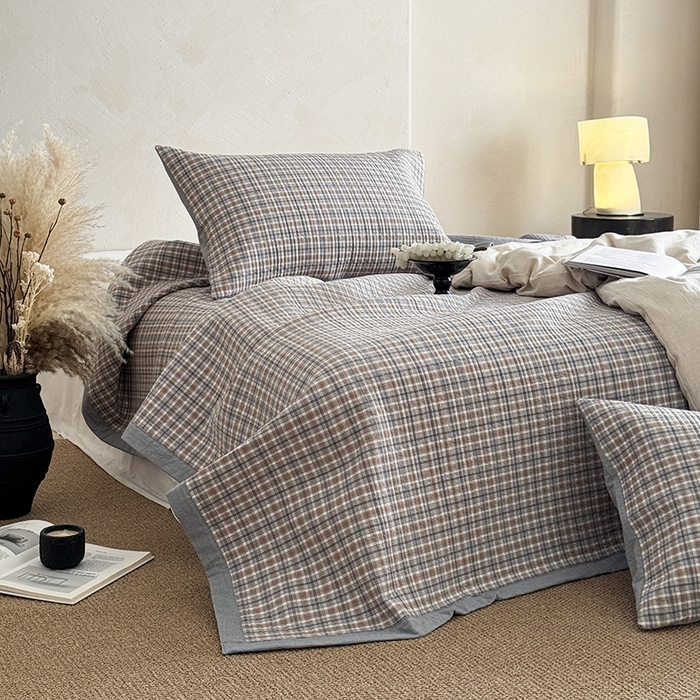 91家纺网 家纺一手货源 找家纺 法芙娜家纺 2026新款双面全棉色织水洗棉床盖 花格