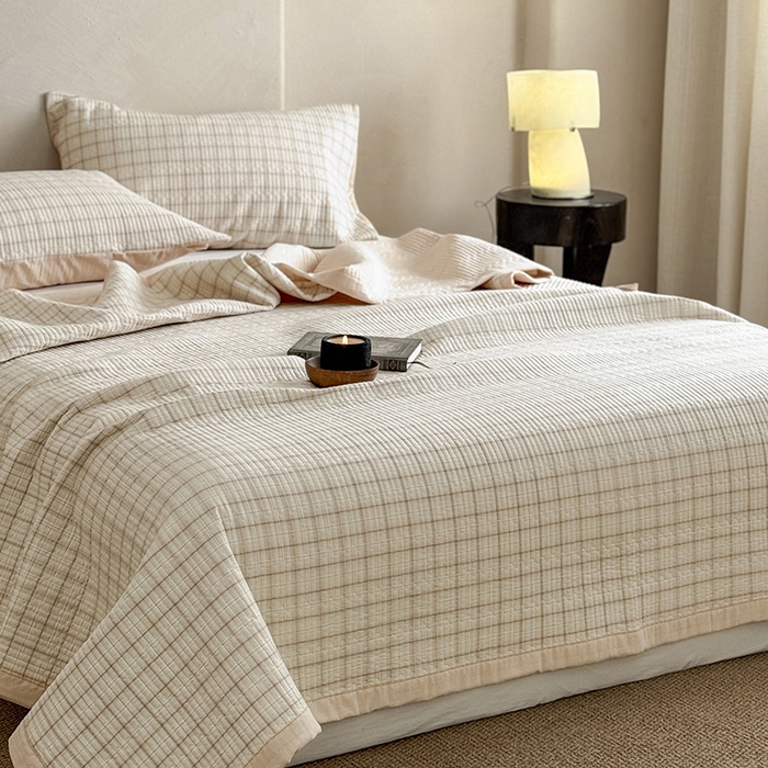 91家纺网 家纺一手货源 找家纺 法芙娜家纺 2026新款双面全棉色织水洗棉床盖 米格