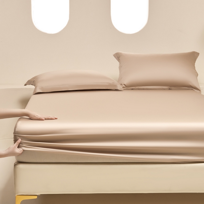 91家纺网 家纺一手货源 找家纺 涵宸家纺 2026新款纯色天丝棉单床笠-场景二 奶茶杏