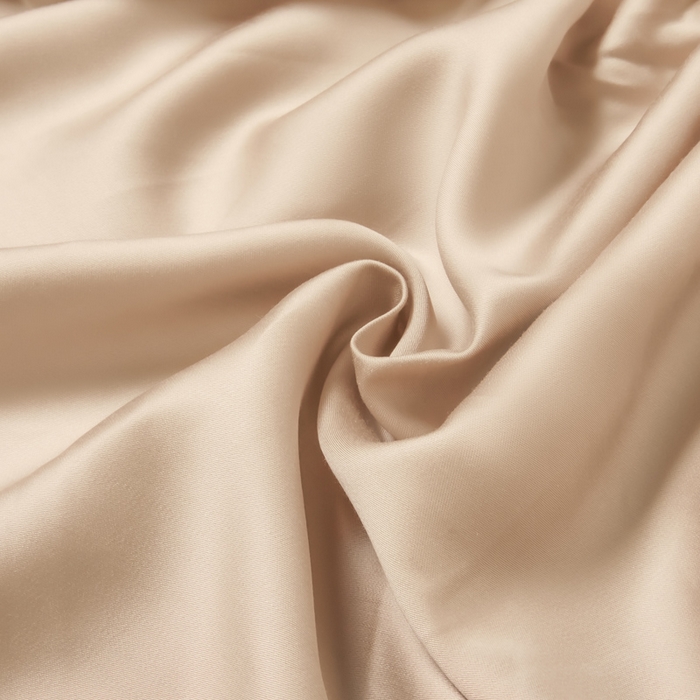 91家纺网 家纺一手货源 找家纺 涵宸家纺 2026新款纯色天丝棉单床笠-场景二 奶茶杏