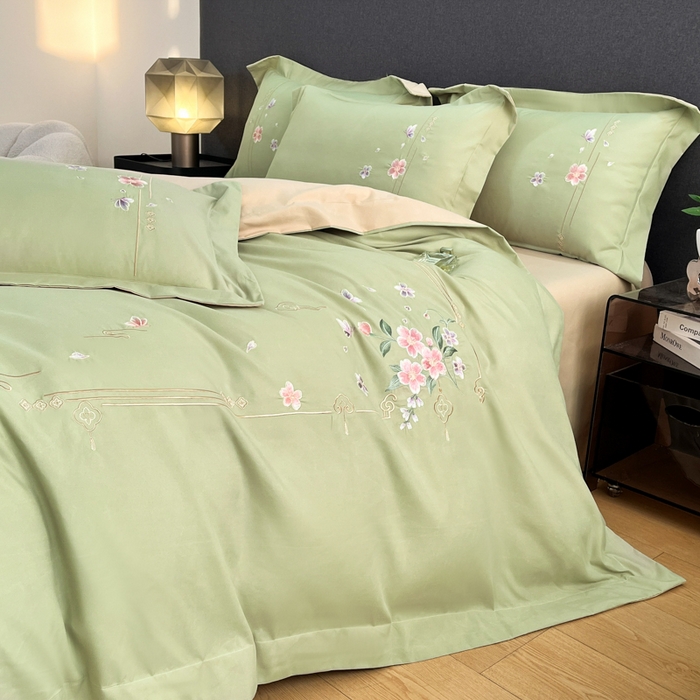 91家纺网 家纺一手货源 找家纺 青柚 2026新款轻奢刺绣国风四件套-争妍 争妍-草绿