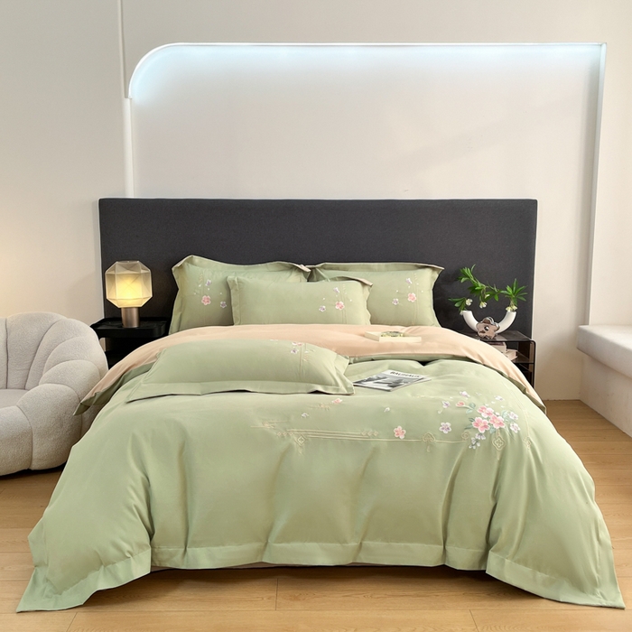 91家纺网 家纺一手货源 找家纺 青柚 2026新款轻奢刺绣国风四件套-争妍 争妍-草绿