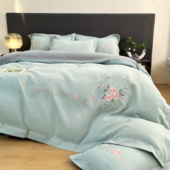 91家纺网 家纺一手货源 找家纺 青柚 2026新款轻奢刺绣国风四件套-争妍 争妍-飘蓝