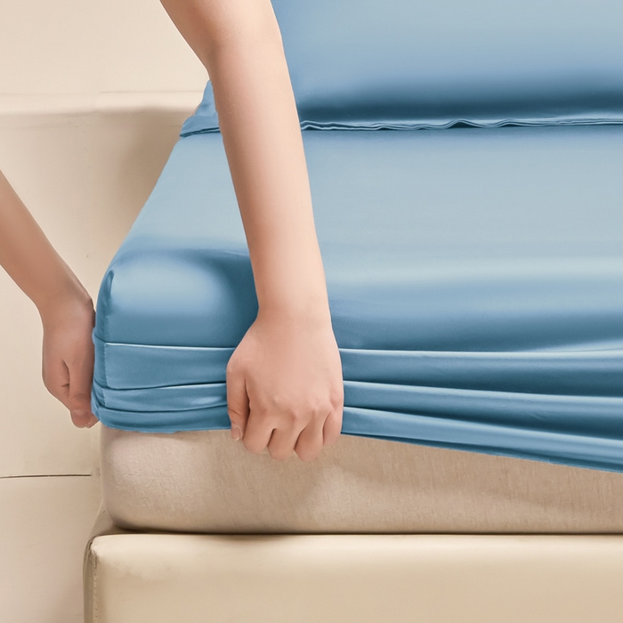 91家纺网 家纺一手货源 找家纺 涵宸家纺 2026新款纯色天丝棉单床笠-场景二 星耀兰