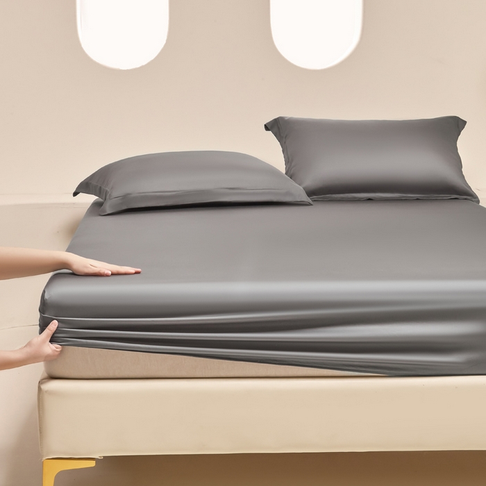 91家纺网 家纺一手货源 找家纺 涵宸家纺 2026新款纯色天丝棉单床笠-场景二 星夜灰