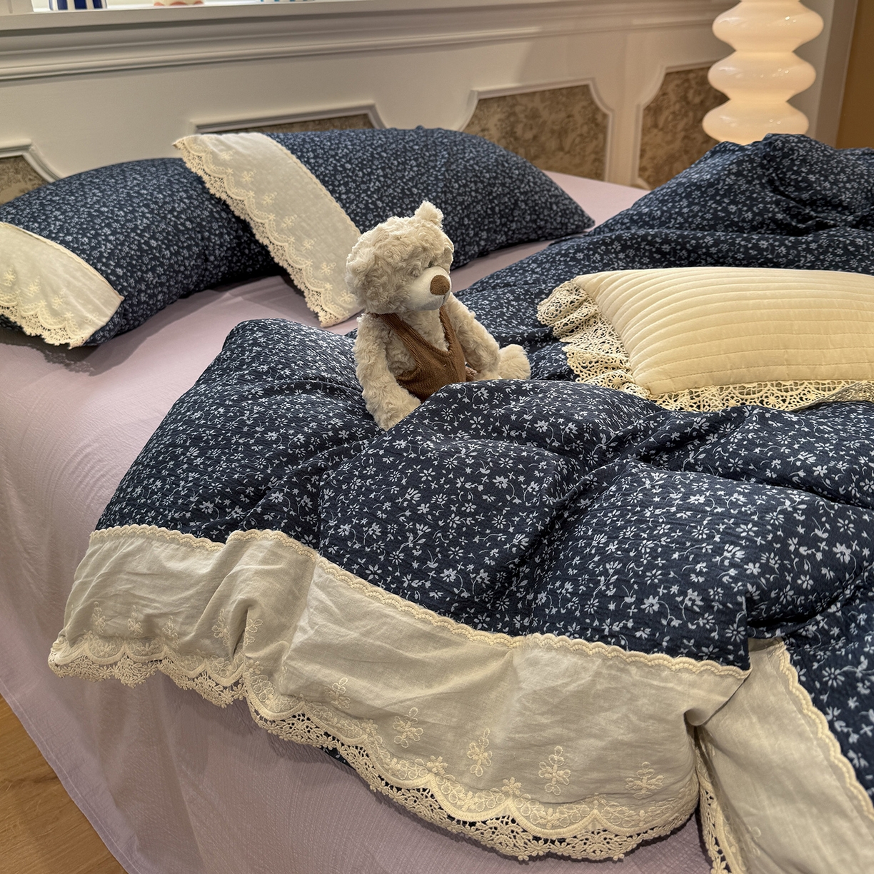 91家纺网 家纺一手货源 找家纺 （总）盼季家纺 2026新款舒适皱皱纱印花蕾丝花边四件套