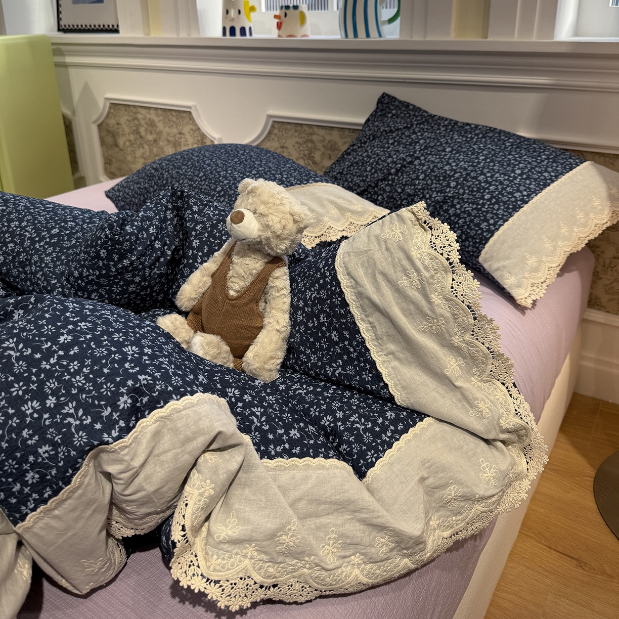 91家纺网 家纺一手货源 找家纺 （总）盼季家纺 2026新款舒适皱皱纱印花蕾丝花边四件套