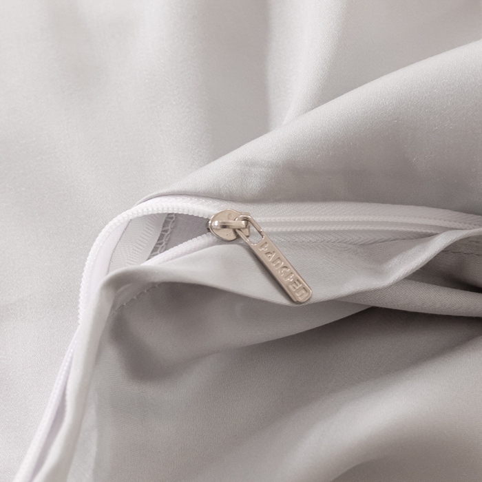 91家纺网 家纺一手货源 找家纺 涵宸家纺 2026新款纯色天丝棉四件套-场景二 玫瑰粉+时尚灰