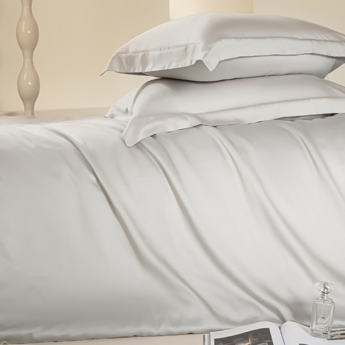 91家纺网 家纺一手货源 找家纺 涵宸家纺 2026新款纯色天丝棉四件套-场景二 时尚灰+象牙白