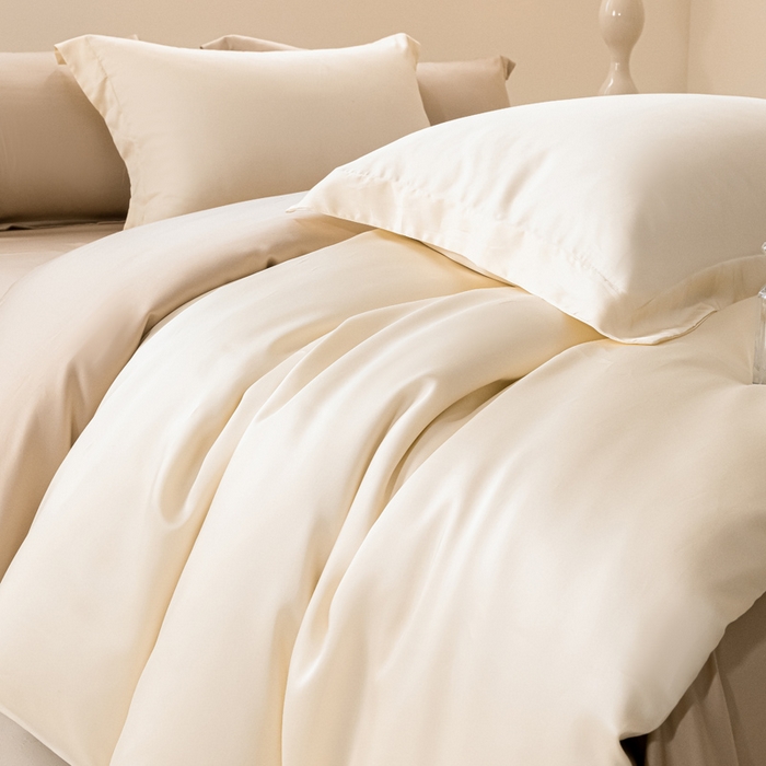 91家纺网 家纺一手货源 找家纺 涵宸家纺 2026新款纯色天丝棉四件套-场景二 象牙白+奶茶杏