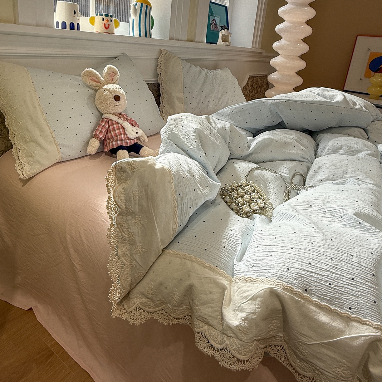 91家纺网 家纺一手货源 找家纺 盼季家纺 2026新款舒适皱皱纱印花蕾丝花边四件套 复古蕾丝花边-蓝波