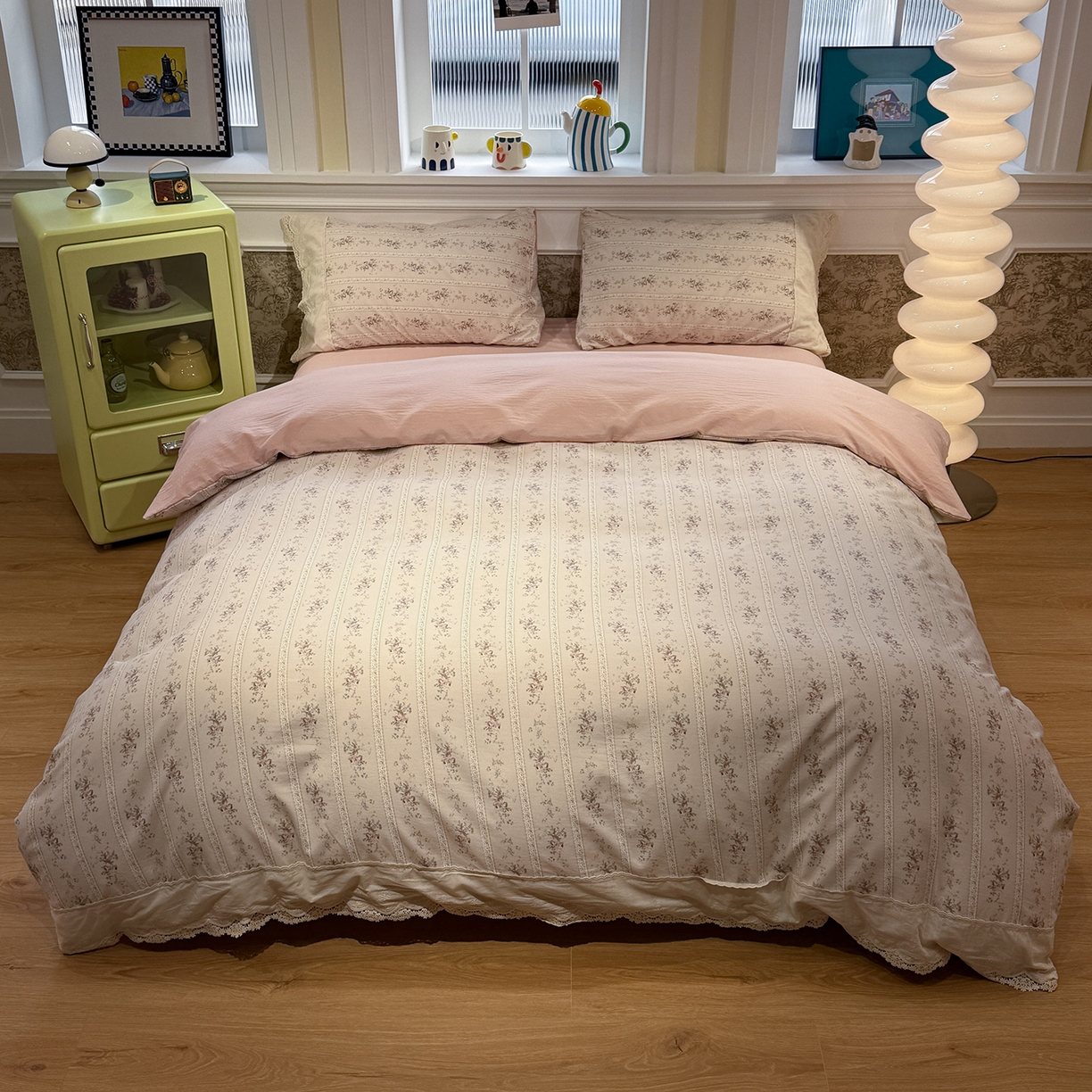 91家纺网 家纺一手货源 找家纺 盼季家纺 2026新款舒适皱皱纱印花蕾丝花边四件套 复古蕾丝花边-舒芙蕾