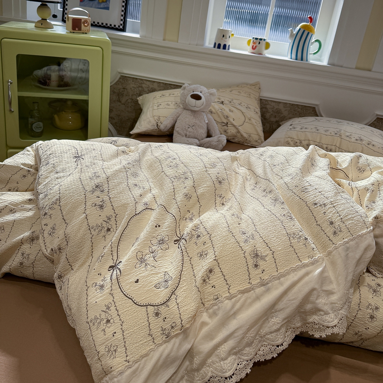 91家纺网 家纺一手货源 找家纺 盼季家纺 2026新款舒适皱皱纱印花蕾丝花边四件套 复古蕾丝花边-茵然