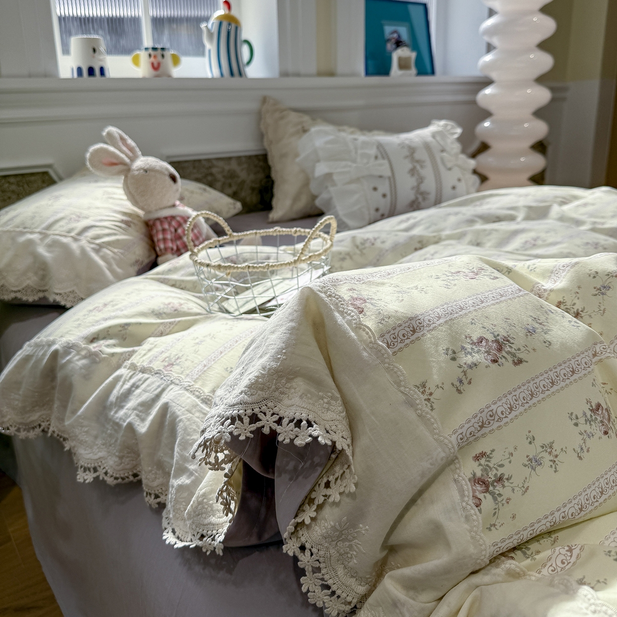 91家纺网 家纺一手货源 找家纺 盼季家纺 2026新款舒适皱皱纱印花蕾丝花边四件套 复古蕾丝花边-珍妮