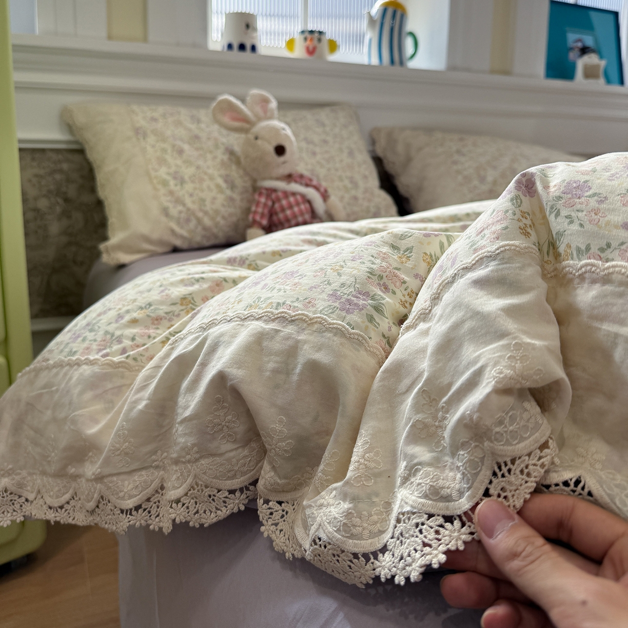 91家纺网 家纺一手货源 找家纺 盼季家纺 2026新款舒适皱皱纱印花蕾丝花边四件套 复古蕾丝花边-紫琅