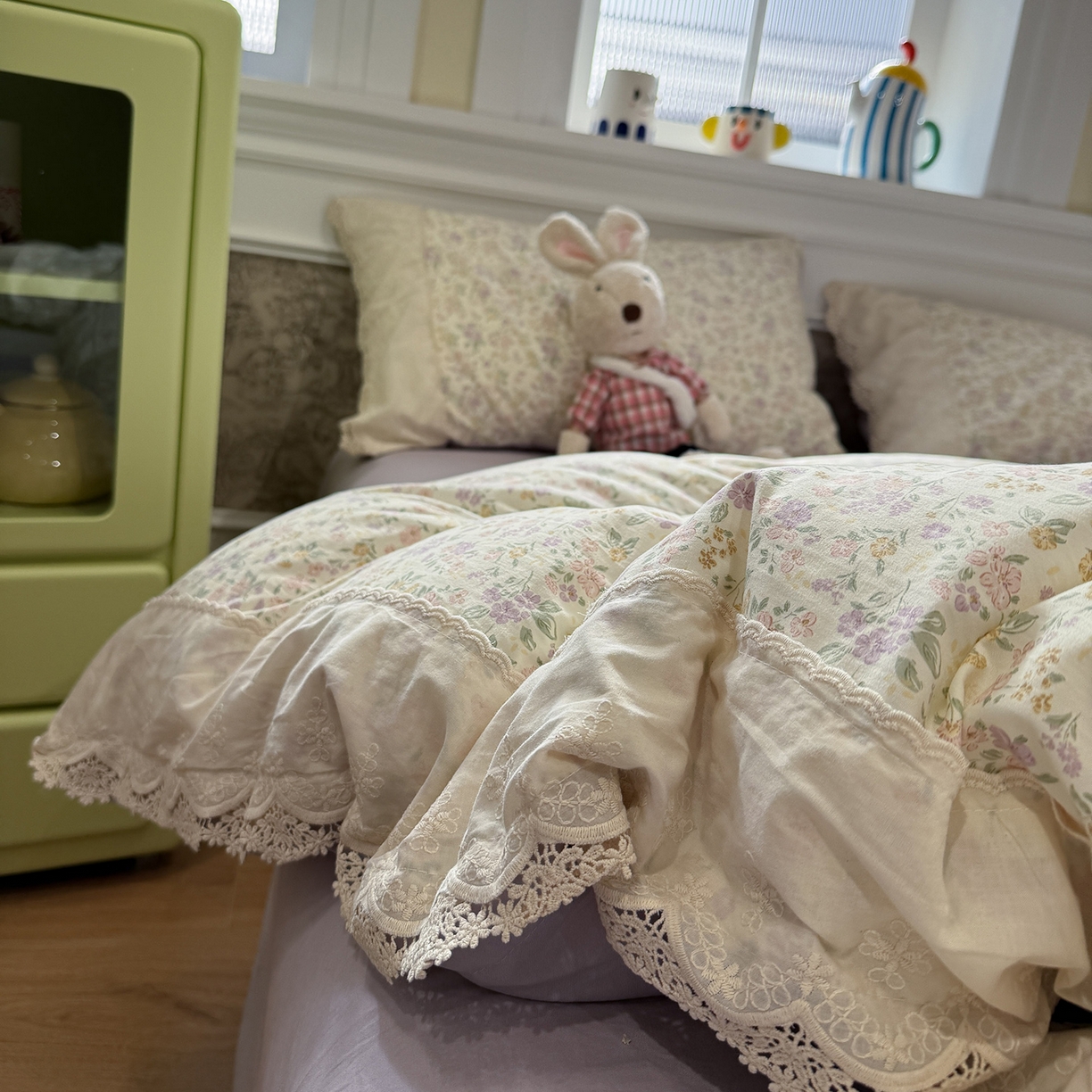 91家纺网 家纺一手货源 找家纺 盼季家纺 2026新款舒适皱皱纱印花蕾丝花边四件套 复古蕾丝花边-紫琅