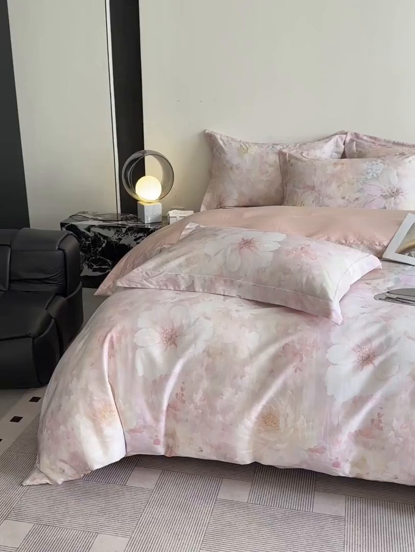 91家纺网 家纺一手货源 找家纺 涵宸家纺 2026新款天丝棉数码印花四件套 朵初