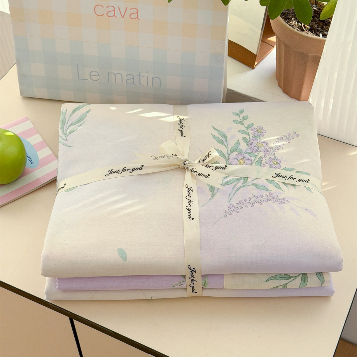 91家纺网 家纺一手货源 找家纺 乐童家纺 2026新款全棉网红直播爆款吊边一字绣工艺款四件套-系列三 薰衣草