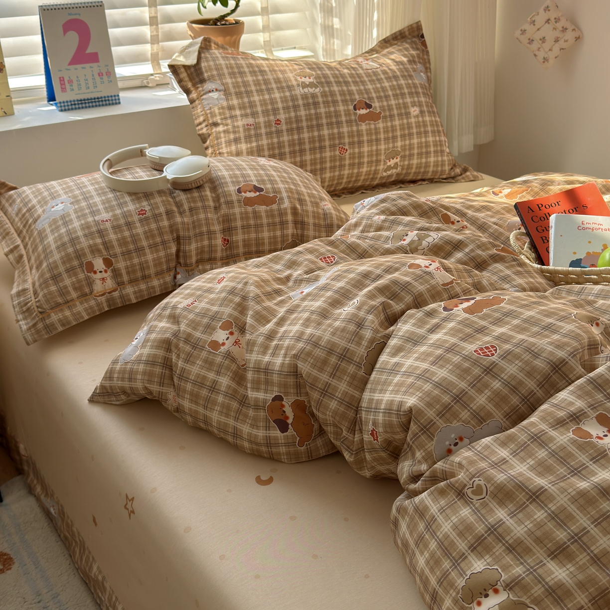 91家纺网 家纺一手货源 找家纺 乐童家纺 2026新款全棉网红直播爆款吊边一字绣工艺款四件套-系列三 哈哈狗