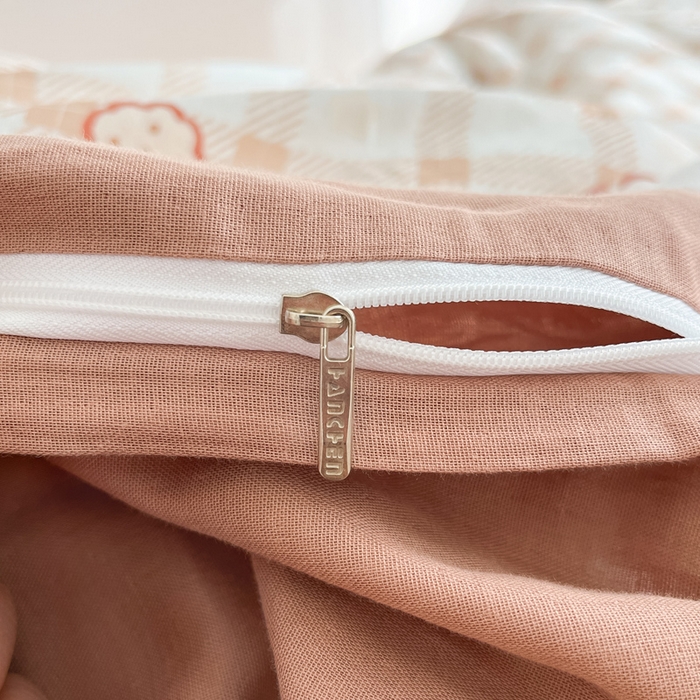 91家纺网 家纺一手货源 找家纺 涵宸家纺 2026新款双层纱印花四件套 A小粉仙