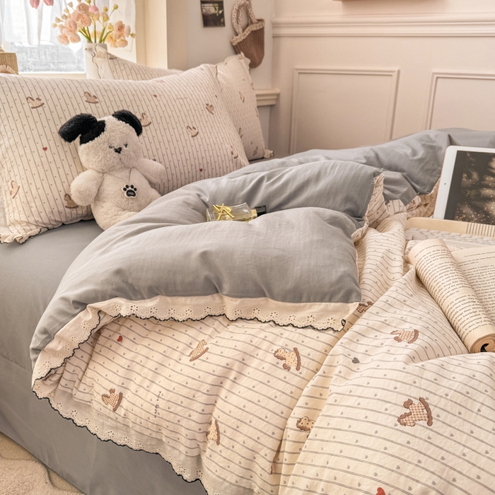 91家纺网 家纺一手货源 找家纺 梵克保罗 2026新款A类仿棉古法水洗棉法式全棉花边四件套 木马乐园