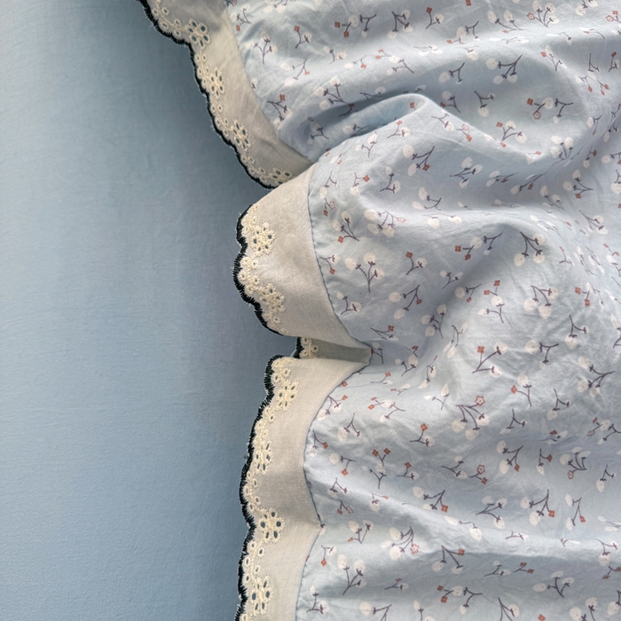 91家纺网 家纺一手货源 找家纺 梵克保罗 2026新款A类仿棉古法水洗棉法式全棉花边四件套 小幸运-蓝