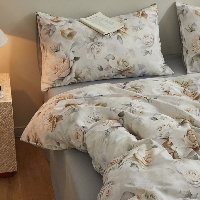 91家纺网 家纺一手货源 找家纺 涵宸家纺 2026新款双层纱印花四件套 F满园-青