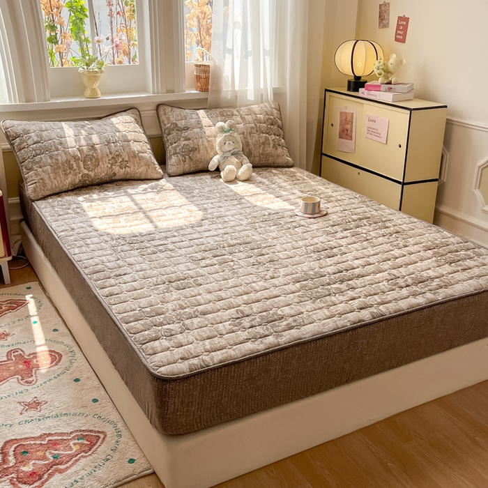 91家纺网 家纺一手货源 找家纺 沐慕 2026新款高克重印花云感皱皱纱夹棉床笠 枯木生花