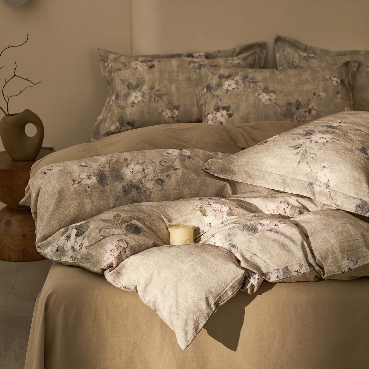 91家纺网 家纺一手货源 找家纺 涵宸家纺 2026新款棉麻数码印花四件套 花间絮语