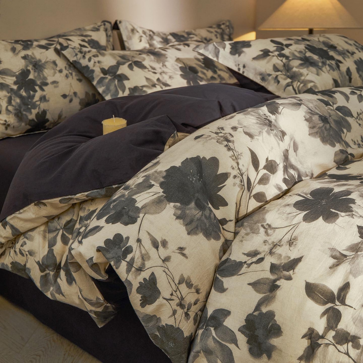 91家纺网 家纺一手货源 找家纺 涵宸家纺 2026新款棉麻数码印花四件套 墨染花影