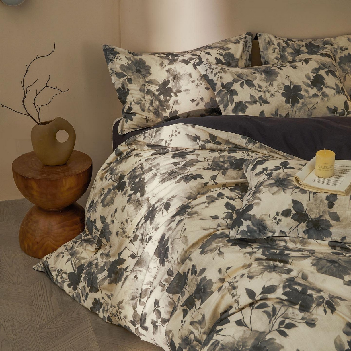 91家纺网 家纺一手货源 找家纺 涵宸家纺 2026新款棉麻数码印花四件套 墨染花影