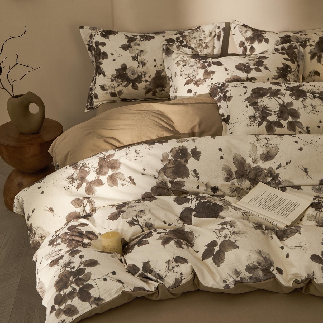 91家纺网 家纺一手货源 找家纺 涵宸家纺 2026新款棉麻数码印花四件套 墨棠芳华