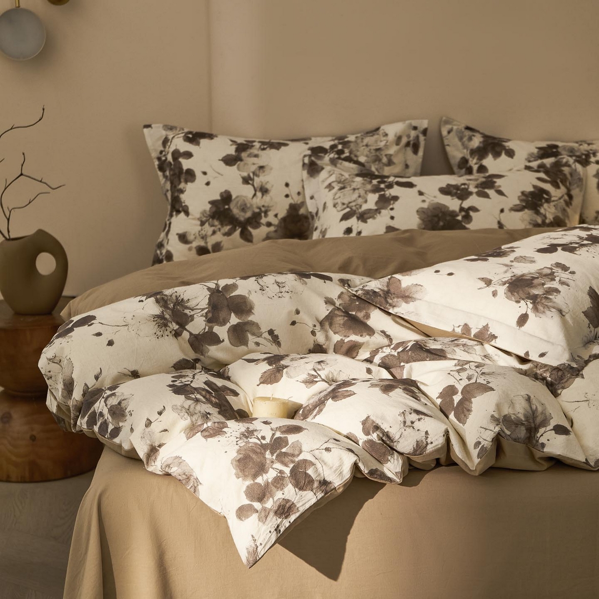 91家纺网 家纺一手货源 找家纺 涵宸家纺 2026新款棉麻数码印花四件套 墨棠芳华