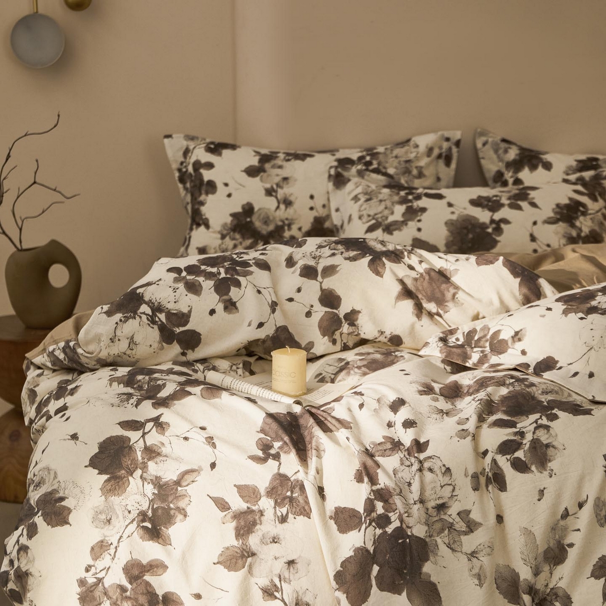 91家纺网 家纺一手货源 找家纺 涵宸家纺 2026新款棉麻数码印花四件套 墨棠芳华