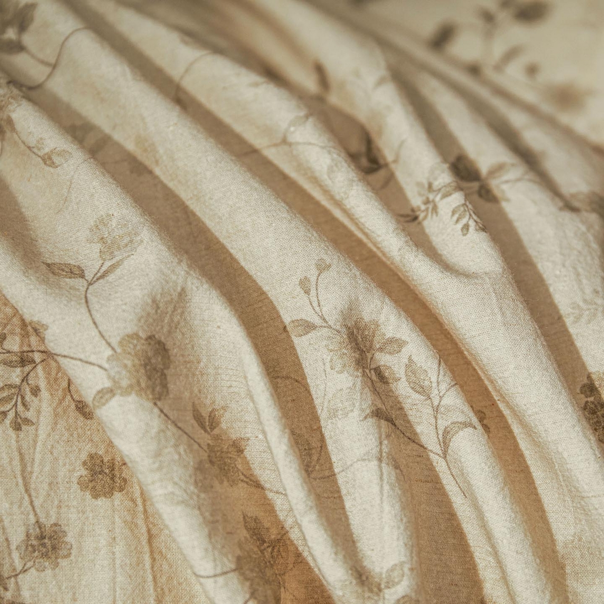 91家纺网 家纺一手货源 找家纺 涵宸家纺 2026新款棉麻数码印花四件套 浅韵花影