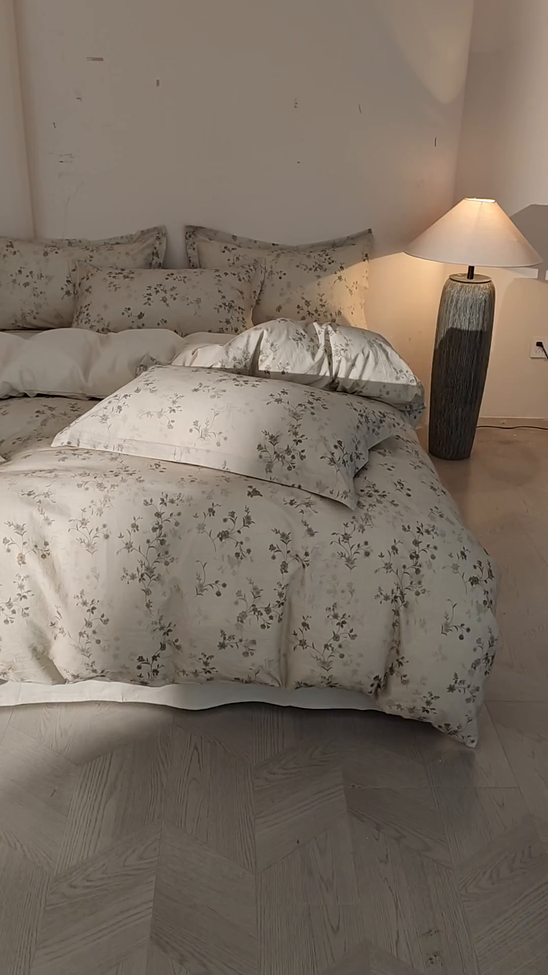 91家纺网 家纺一手货源 找家纺 涵宸家纺 2026新款棉麻数码印花四件套 浅韵花影