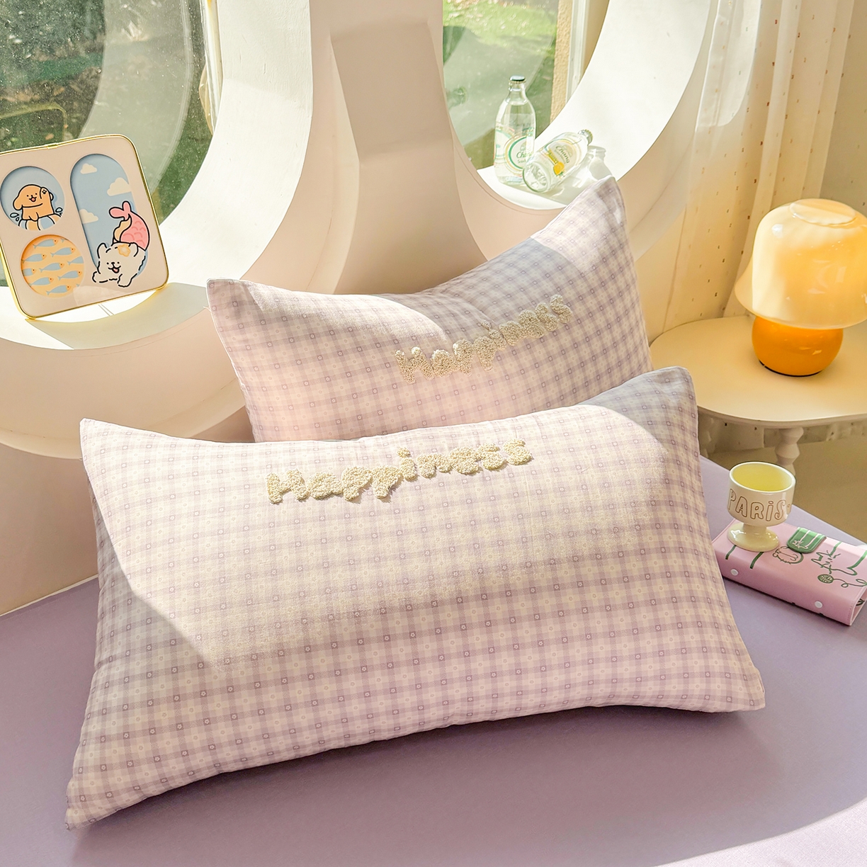 91家纺网 家纺一手货源 找家纺 爱思佳 2026新款双层纱印+毛巾绣系列四件套 背带兔