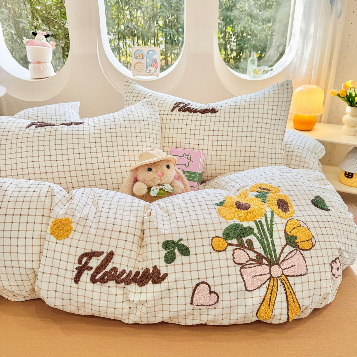 91家纺网 家纺一手货源 找家纺 爱思佳 2026新款双层纱印+毛巾绣系列四件套 向阳花