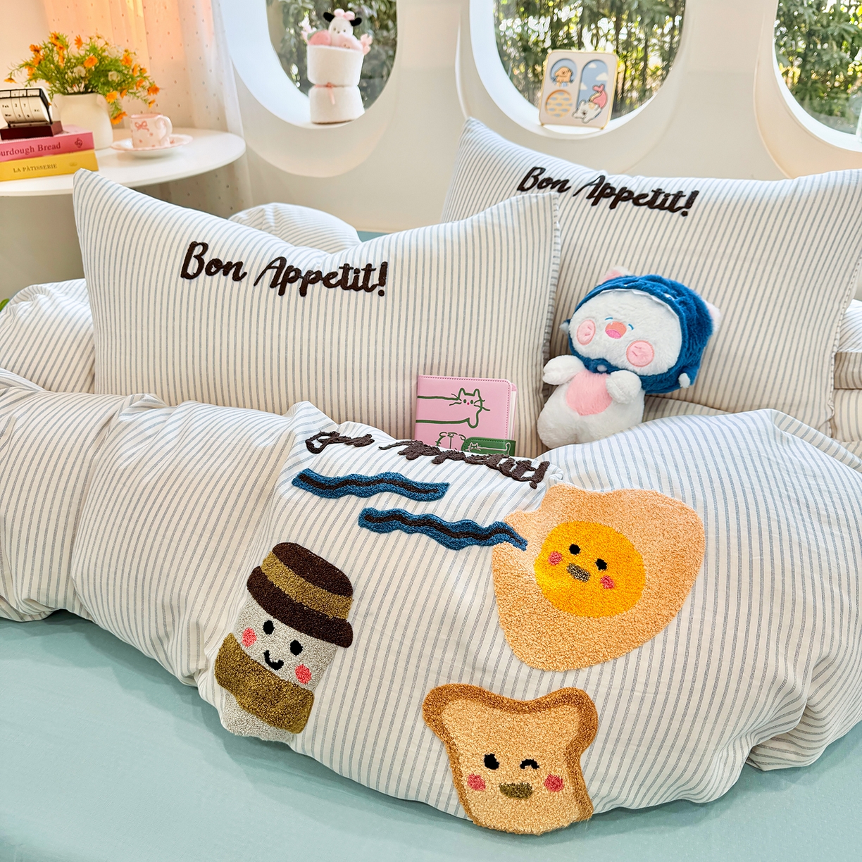 91家纺网 家纺一手货源 找家纺 爱思佳 2026新款双层纱印+毛巾绣系列四件套 元气满满