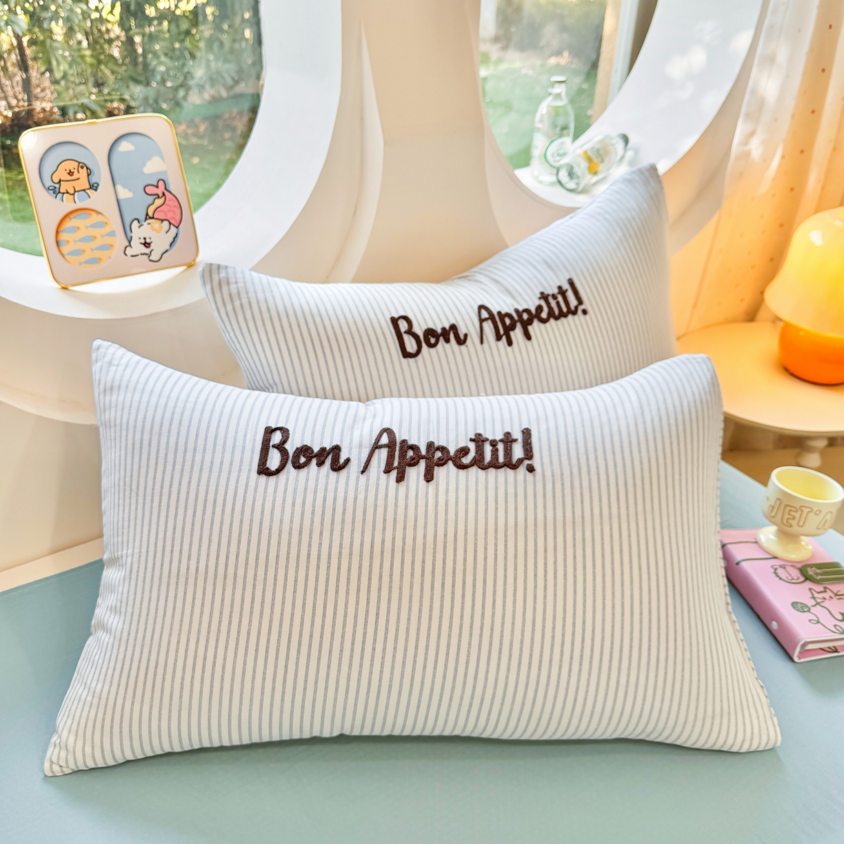 91家纺网 家纺一手货源 找家纺 爱思佳 2026新款双层纱印+毛巾绣系列四件套 元气满满