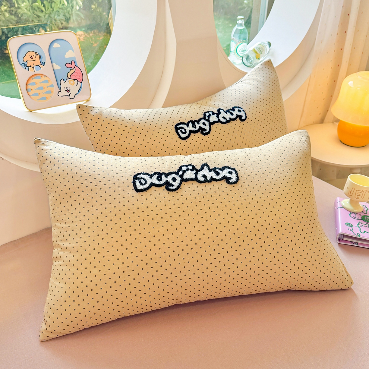 91家纺网 家纺一手货源 找家纺 爱思佳 2026新款双层纱印+毛巾绣系列四件套 绅士狗