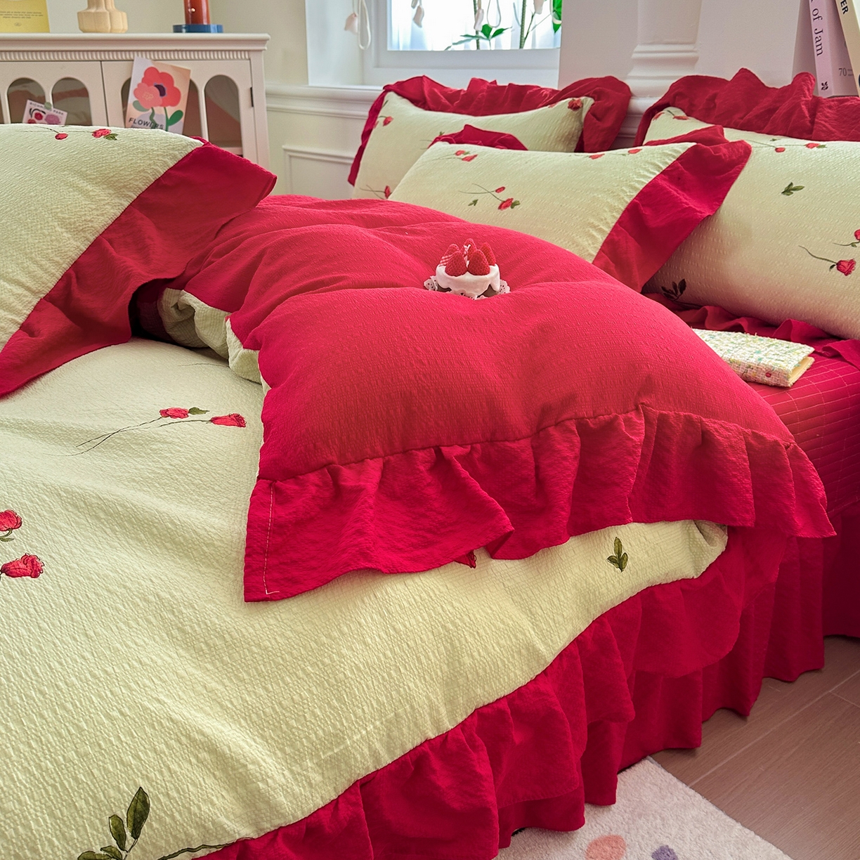 91家纺网 家纺一手货源 找家纺 安哆啦家纺 2026新款糯叽叽泡泡棉韩式花边床盖四件套 泡泡棉-花魅