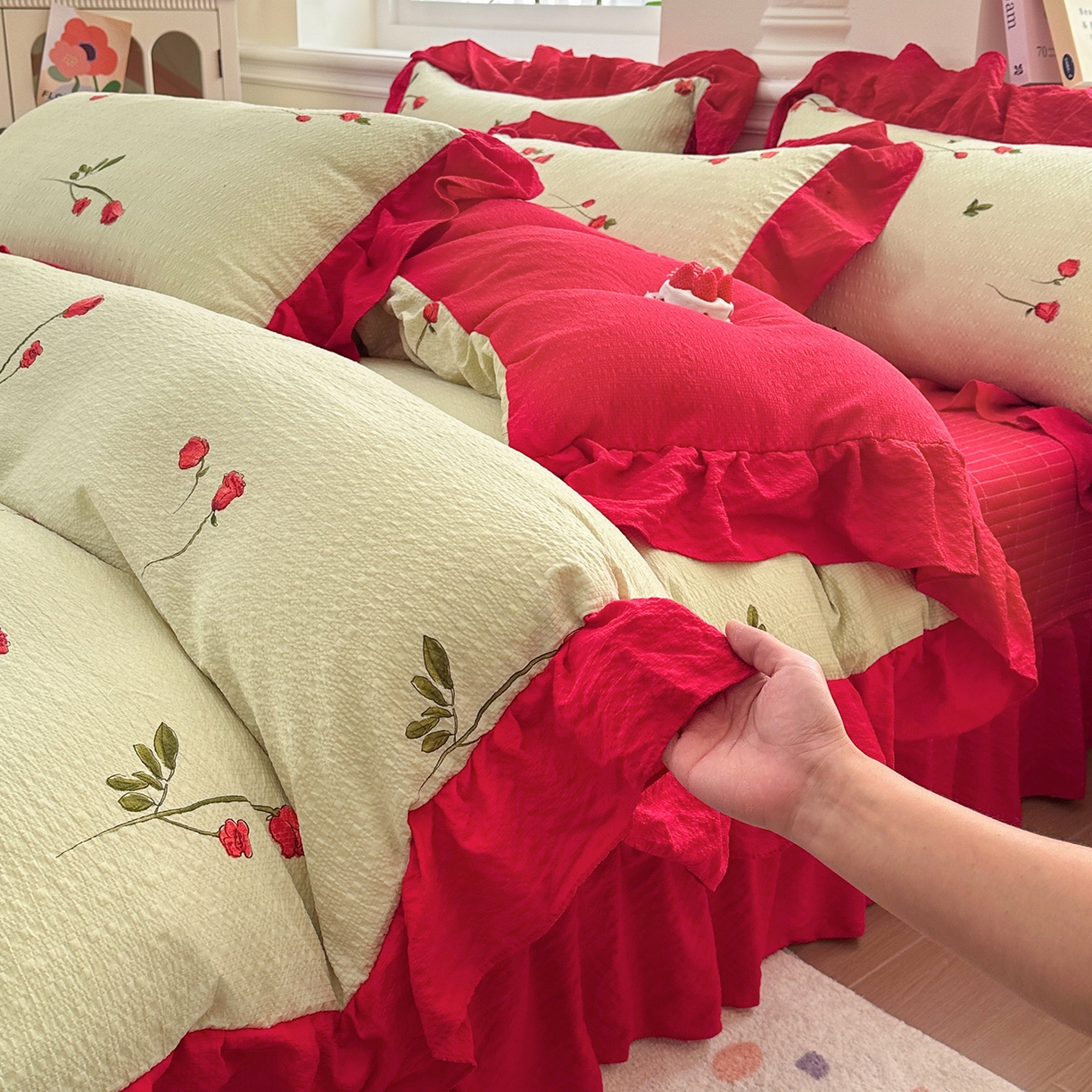 91家纺网 家纺一手货源 找家纺 安哆啦家纺 2026新款糯叽叽泡泡棉韩式花边床盖四件套 泡泡棉-花魅