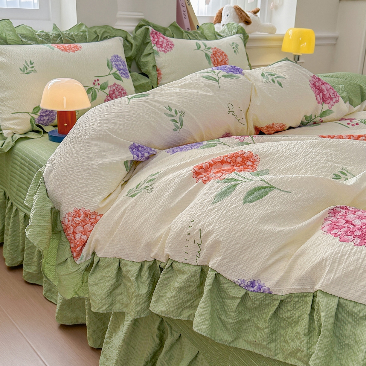 91家纺网 家纺一手货源 找家纺 安哆啦家纺 2026新款糯叽叽泡泡棉韩式花边床盖四件套 泡泡棉-花团锦簇