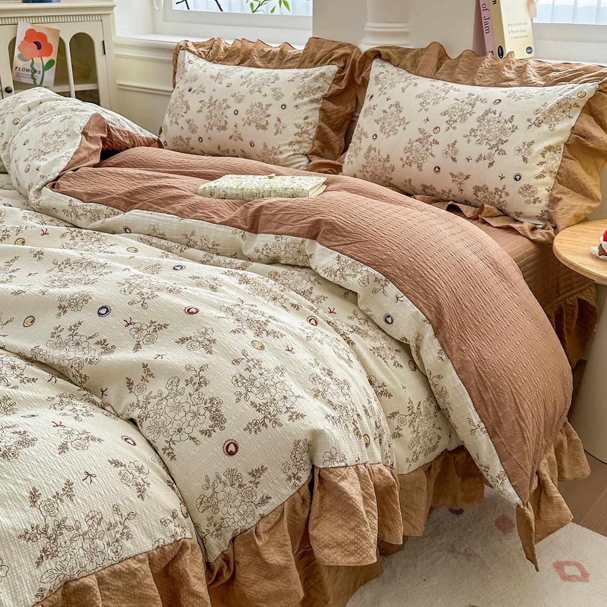 91家纺网 家纺一手货源 找家纺 安哆啦家纺 2026新款糯叽叽泡泡棉韩式花边床盖四件套 泡泡棉-焦糖玛奇朵