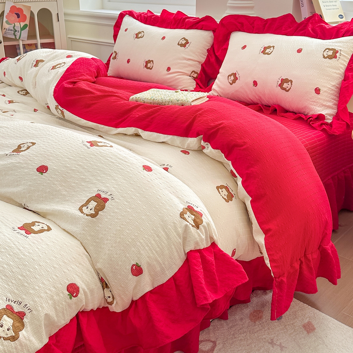 91家纺网 家纺一手货源 找家纺 安哆啦家纺 2026新款糯叽叽泡泡棉韩式花边床盖四件套 泡泡棉-可爱女孩