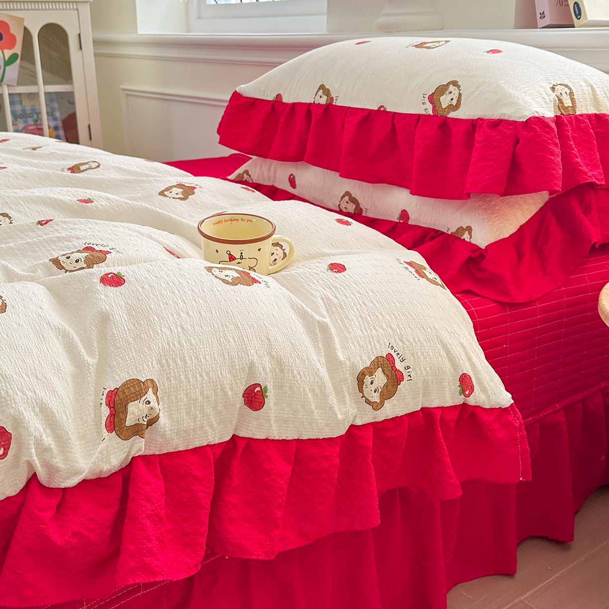 91家纺网 家纺一手货源 找家纺 安哆啦家纺 2026新款糯叽叽泡泡棉韩式花边床盖四件套 泡泡棉-可爱女孩