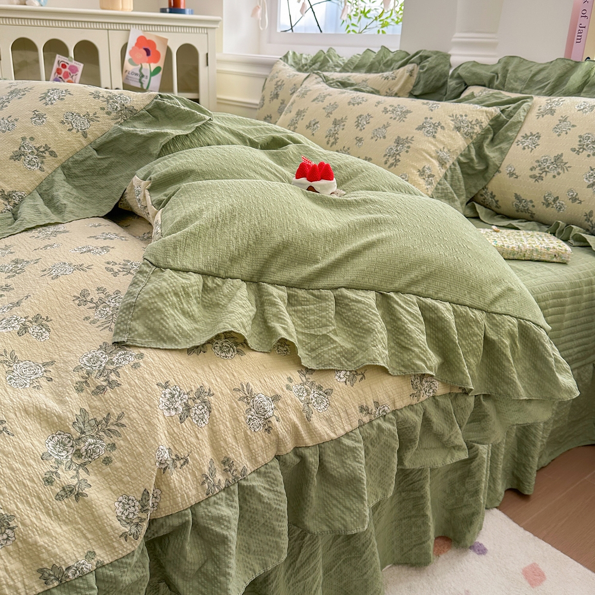 91家纺网 家纺一手货源 找家纺 安哆啦家纺 2026新款糯叽叽泡泡棉韩式花边床盖四件套 泡泡棉-绿意盎然